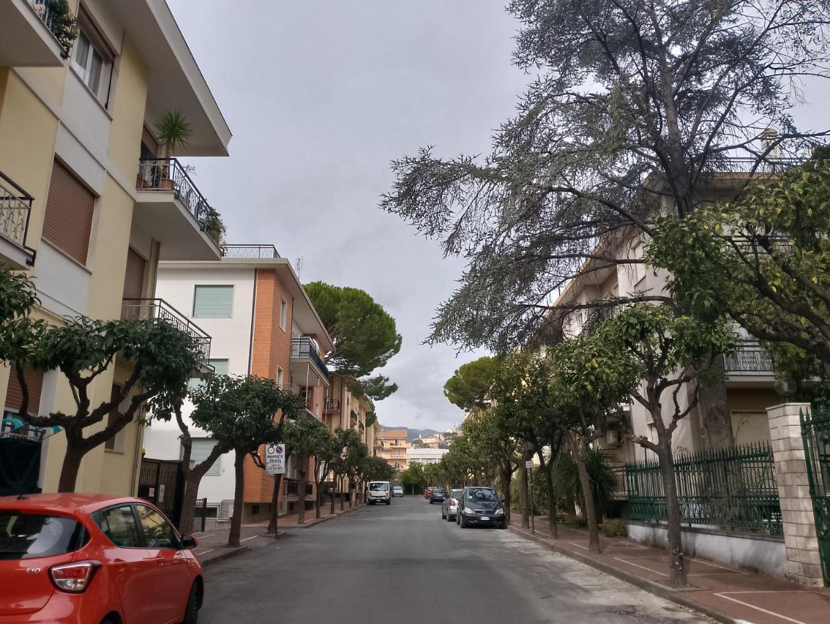 Appartamenti Bemar Diano Marina Kültér fotó